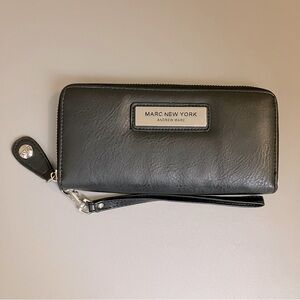 Nordstrom Marc New York Andrew Marc Wristlet in Black